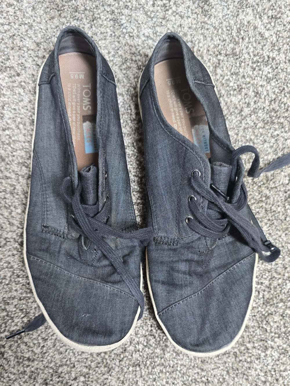 Toms Men's Lace-Up Canvas Sneakers in Dark Gray